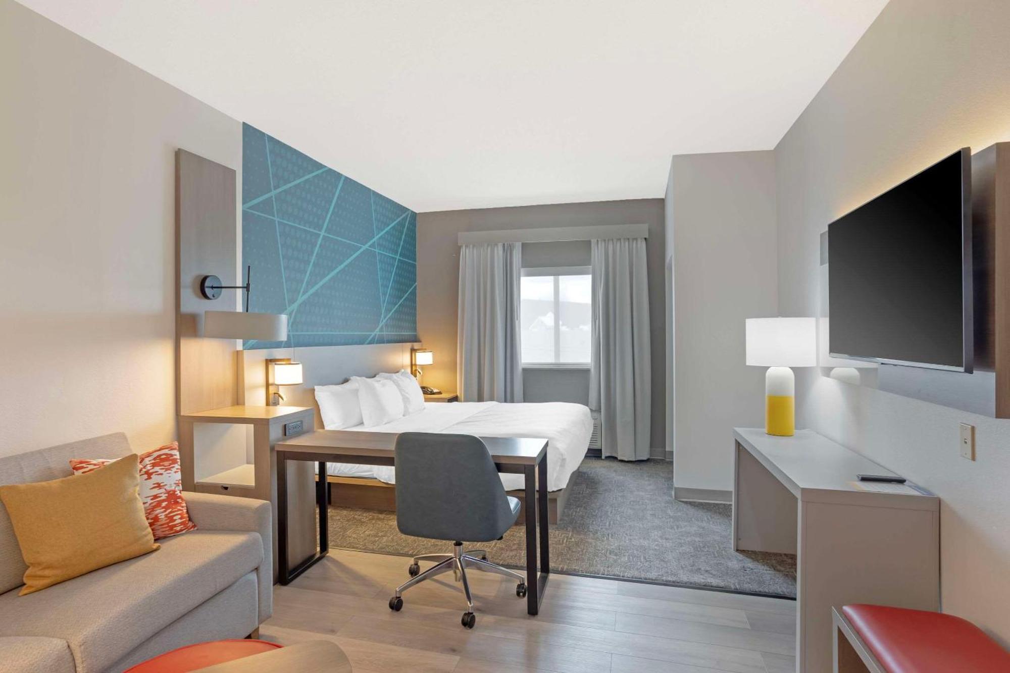 בלומסבורג Comfort Suites מראה חיצוני תמונה