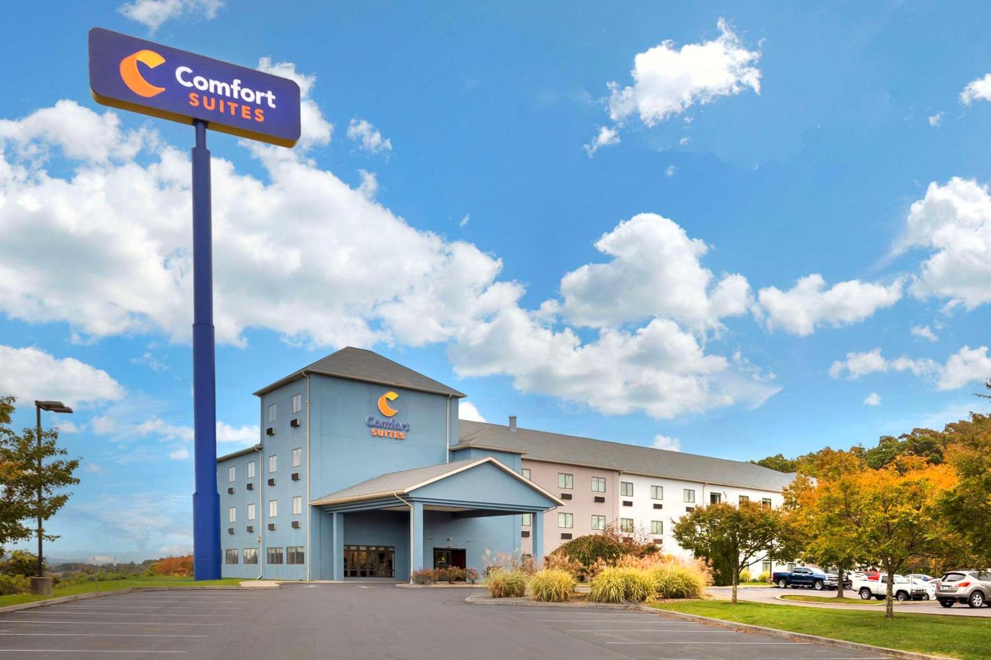 בלומסבורג Comfort Suites מראה חיצוני תמונה